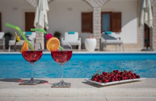 Mugeba House | Holiday Home Villa Marina I by Interhome