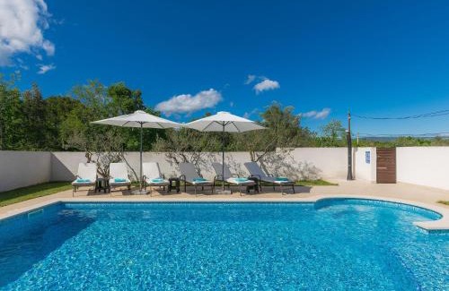 Rakalj House | Holiday Home Villa Prisedi by Interhome
