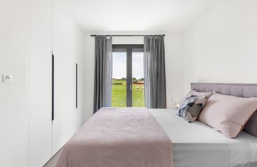 Novigrad House | Holiday Home Villa Valero by Interhome