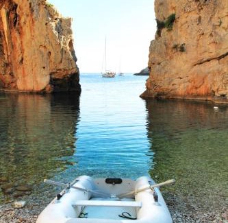 Cove Rogacic House | Holiday Home Vinka 139-1
