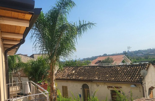 Caulonia House | Holiday Home "Vista Allaro" with Sea View & Wi-Fi