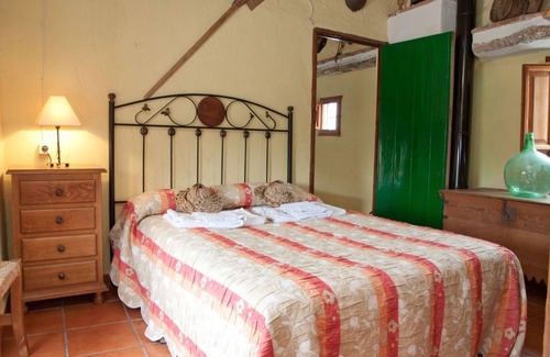Zagrilla House | Holiday Home "Vivienda Fuente Zagrilla II" with Terrace, Grill & A/C