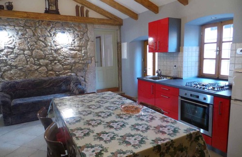 Mosenice House | Holiday home with barbecue and sea view