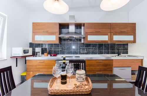 Primosten Burnji House | Holiday home with private pool, comfort and peace