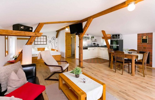 Arbshagen House | Holiday home with barbecue terrace and garden