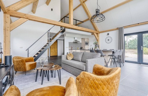 Baarle-Nassau House | Holiday Home with Pond View in Brabant
