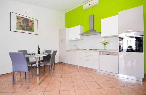 Manjadvorci House | Holiday home with air conditioning