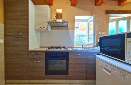 Kavran House | Holiday home with air conditioning