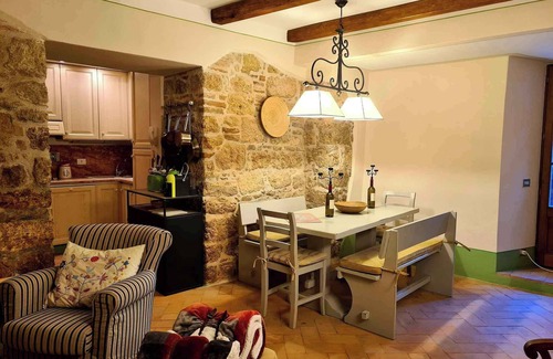 Cetona House | Holiday home with garden