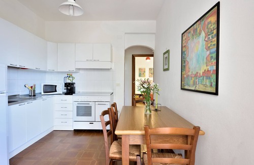 Orosei House | Holiday Home with Panoramic Sea View, Wi-Fi, Garden and Terrace