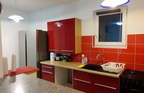 Muntic House | Holiday home with pool and fitness