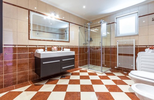 Zvekovica House | Holiday home with private heated pool near Dubrovnik