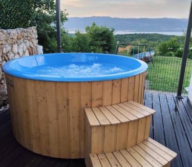 Risika House | Holiday Home with Sea View