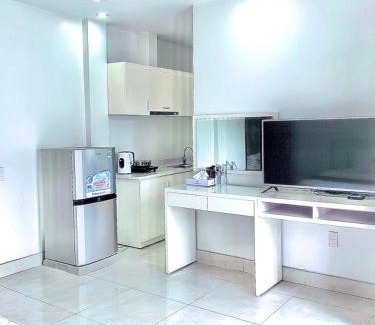 Ngo Quyen Hotel | Holiday Hotel 2
