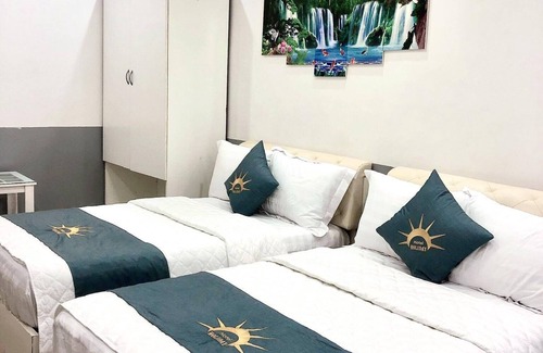 Ngo Quyen Hotel | Holiday Hotel 2