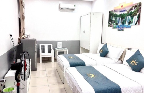 Ngo Quyen Hotel | Holiday Hotel 2