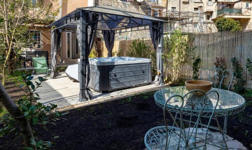 Pazin House | Holiday House 4 Season with jacuzzi, sauna and BBQ