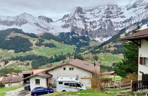 Adelboden Ski Chalet | Holiday house Adelboden for 1 - 8 persons with 4 bedrooms - Holiday house