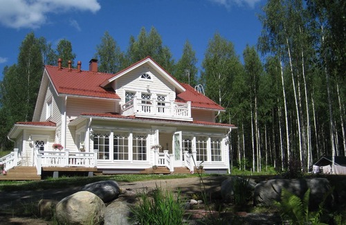 Aatola House | Holiday house Anttola for 1 - 8 persons with 3 bedrooms - Holiday house