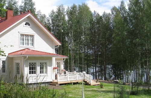 Aatola House | Holiday house Anttola for 1 - 8 persons with 3 bedrooms - Holiday house