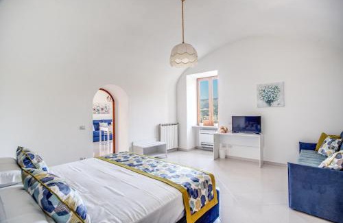 Priora House | Holiday House Aura sea view