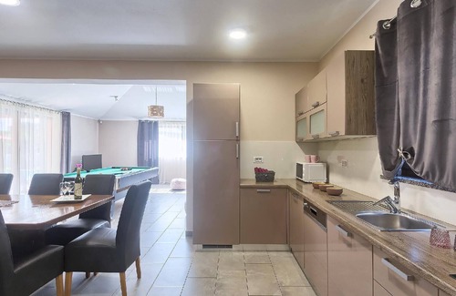 Rojnici House | Holiday house Barban for 1 - 14 persons with 5 bedrooms - Holiday home