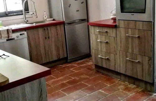 Chateauneuf-le-Rouge House | Holiday house Beaurecueil for 1 - 6 persons with 3 bedrooms - Row house