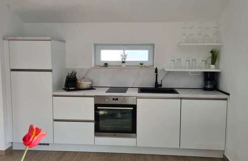 Bilice House | Holiday house Bilice for 1 - 18 persons with 5 bedrooms - Holiday home