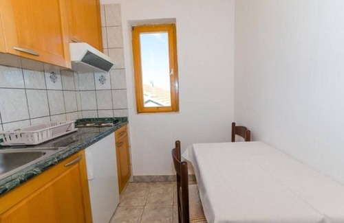 Drvenik Mali House | Holiday house Bože - 10m from the sea: - Drvenik Mali (Island Drvenik Mali), Riviera Trogir,