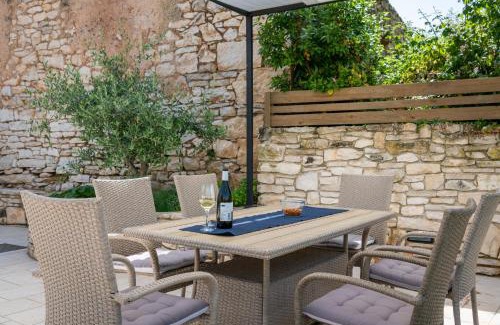 Rakalj Villa | Holiday House Brnistra