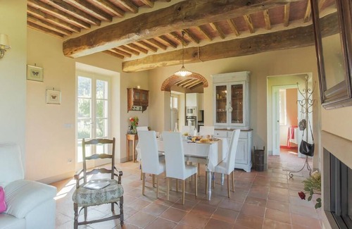 Ruota House | Holiday house Colle di Compito for 1 - 6 persons with 3 bedrooms - Holiday home
