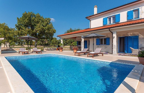 Drnis House | Holiday house Drnis for 1 - 9 persons with 5 bedrooms - Holiday house