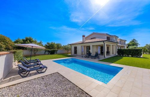Gulici House | Holiday house Evida