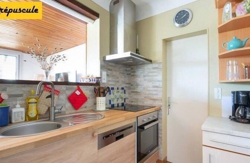 Anneville-sur-Mer House | Holiday house Anneville sur Mer for 1 - 7 persons with 3 bedrooms - Holiday house