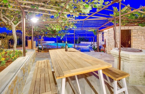 Obrs House | Holiday house Mošćenička Draga for 1 - 5 persons with 3 bedrooms - Holiday home