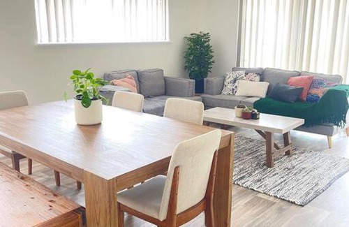 Bayonet Head House | Holiday House in Albany