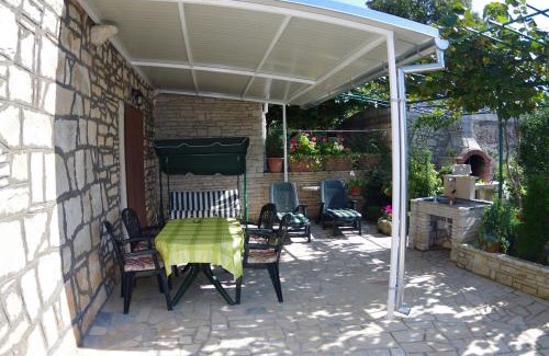 Rakalj House | Holiday house in village Rakalj