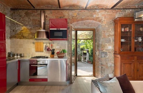 Pergine Valdarno House | Holiday house Pergine Valdarno for 1 - 6 persons with 3 bedrooms - Holiday home
