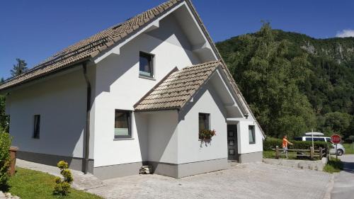 Bohinj House | Holiday House Klemenčič