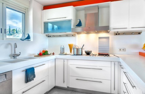 Lavreotiki House | Holiday house Lavrion for 1 - 10 persons with 5 bedrooms - Holiday home