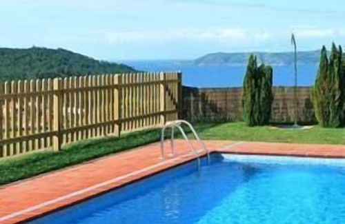 Laxe House | Holiday house Laxe for 1 - 6 persons with 3 bedrooms - Holiday home
