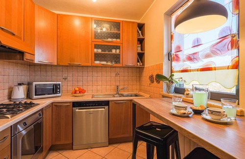 Cabrunici House | Holiday House "Leona"