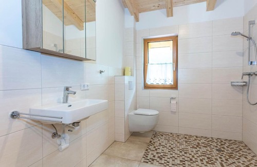 Lahntal House | Holiday house Maishofen for 4 - 10 persons with 4 bedrooms - Holiday home