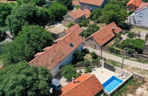 Krusevo House | Holiday house Manuela