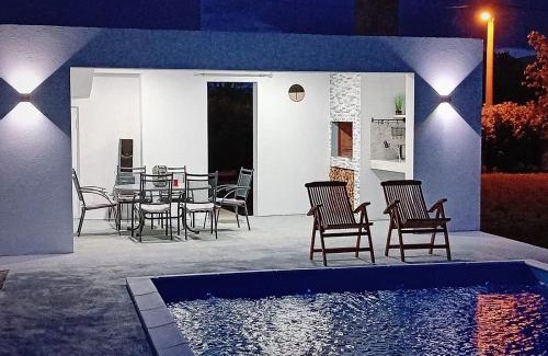 Hodbina House | Holiday House Maya