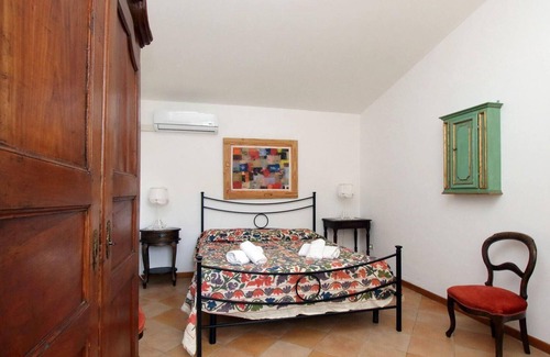 Mogliano House | Holiday house Mogliano for 1 - 12 persons with 4 bedrooms - Holiday home