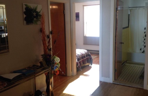 LaSalle House | Holiday house Montreal for 1 - 5 persons with 3 bedrooms - Twin house