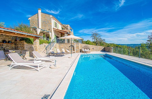 Bartolici House | Holiday house Motovun for 1 - 10 persons with 4 bedrooms - Holiday home
