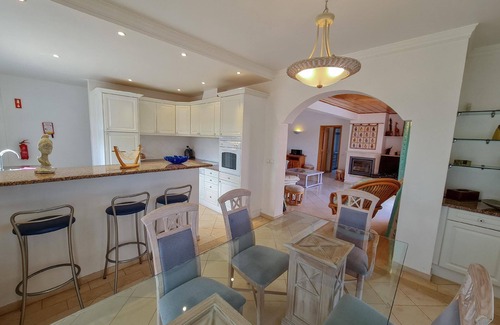 Alfarrobeira House | Holiday house Odiáxere for 1 - 6 persons with 3 bedrooms - Holiday house