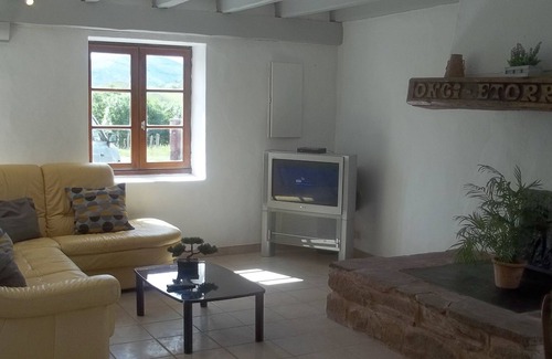 Bidarray House | Holiday house on the heights of the Basque Country.